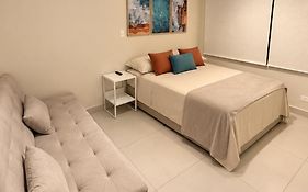 Apartamento com saída para praia